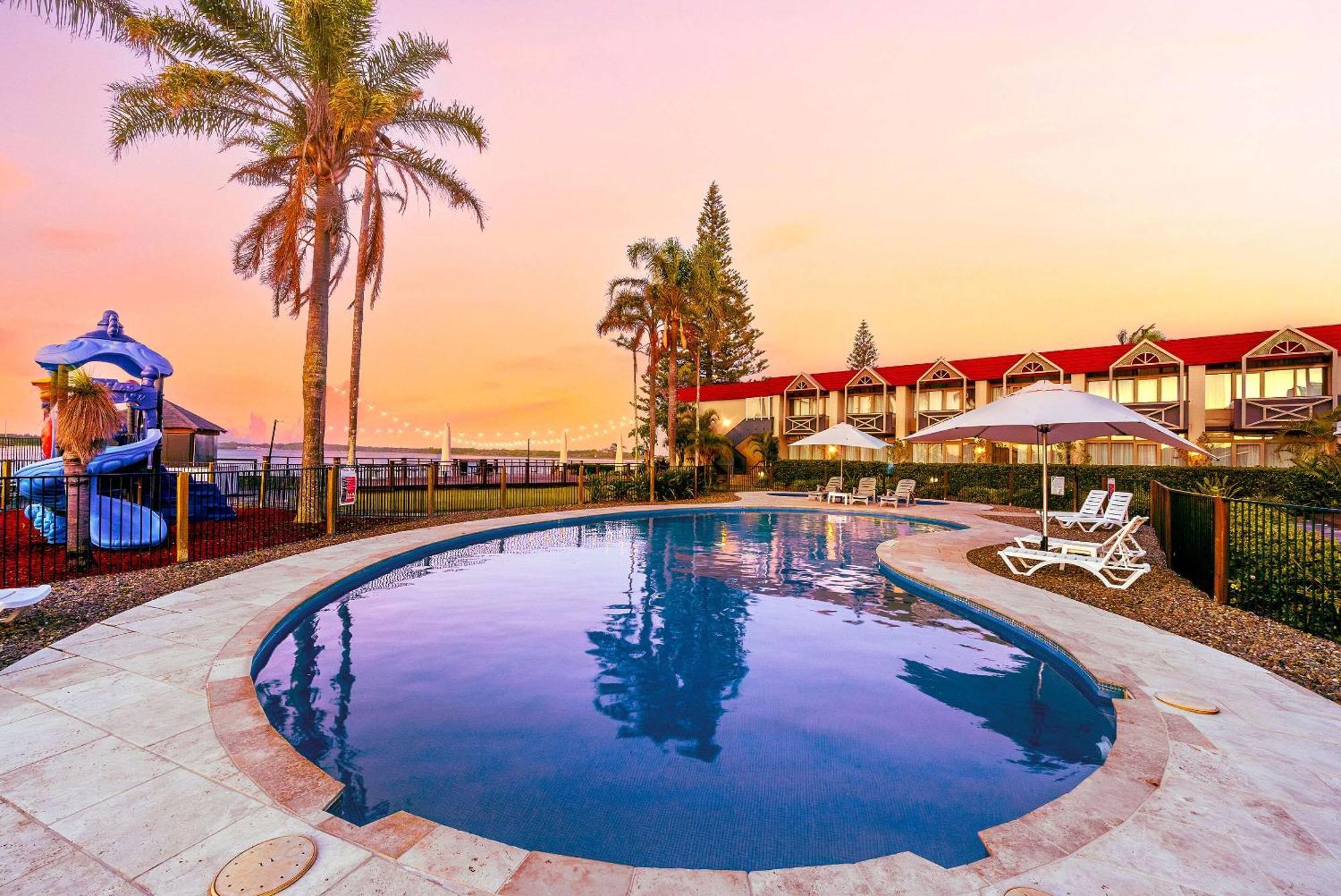 Comfort Resort Waters Edge Port Macquarie Extérieur photo